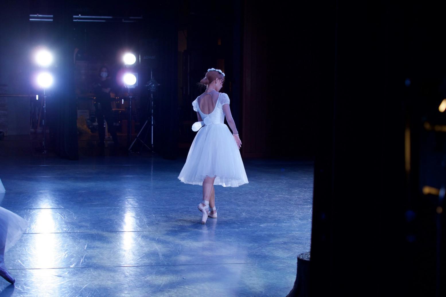 Ballettstudio mit Spiegelwand